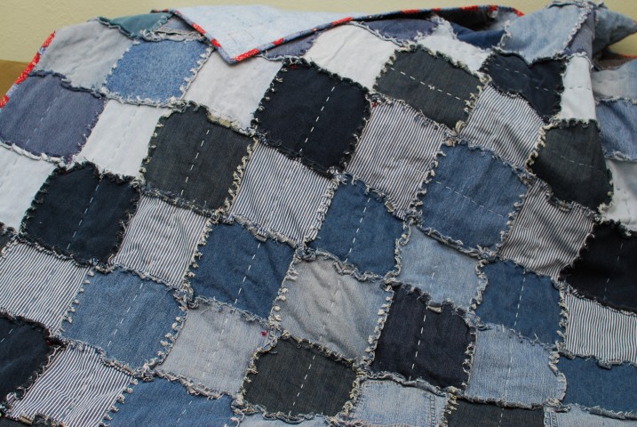 lovely jean rag quilt | Custom Care Quilts